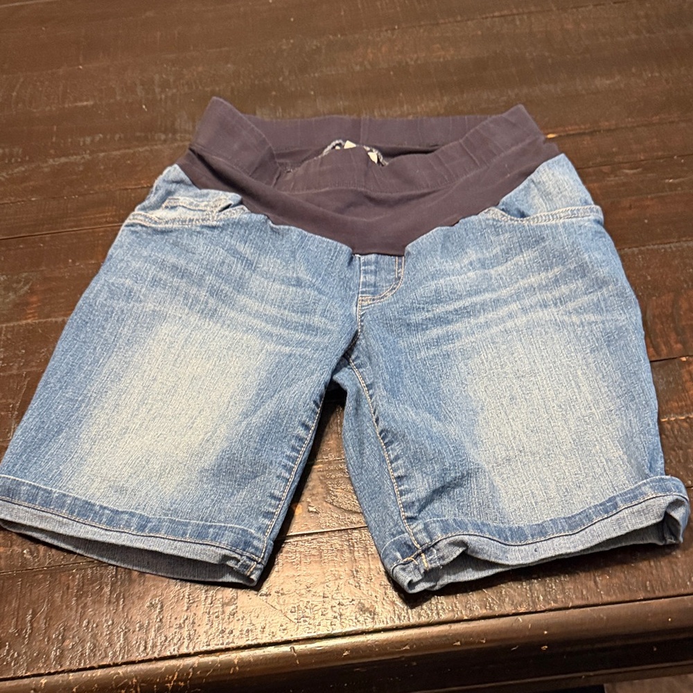 Motherhood Light Blue Jean Maternity Shorts size small